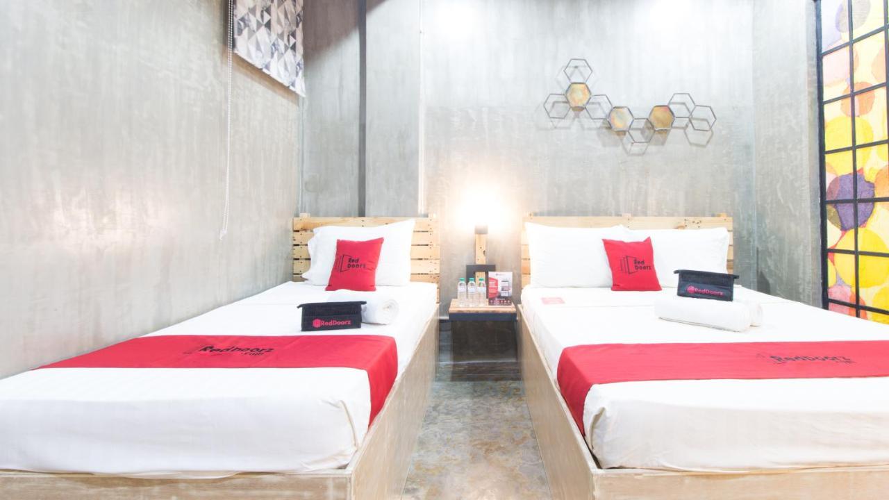 RedDoorz Plus @ Taft North Mandurriao Iloilo City Exterior foto