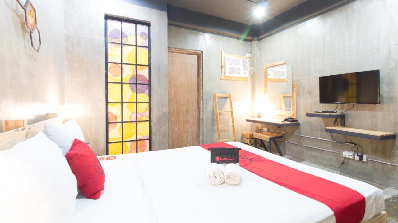 RedDoorz Plus @ Taft North Mandurriao Iloilo City Exterior foto
